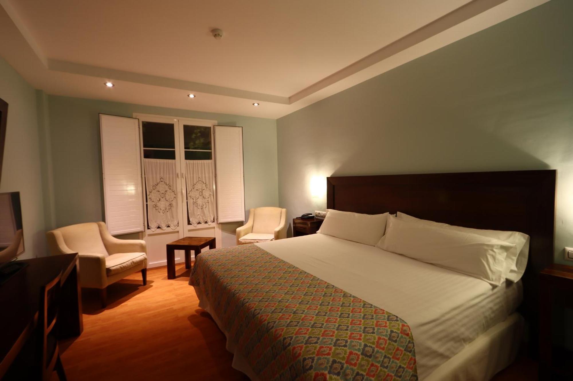 Gran Hotel Aqualange - Balneario De ألانجي الغرفة الصورة