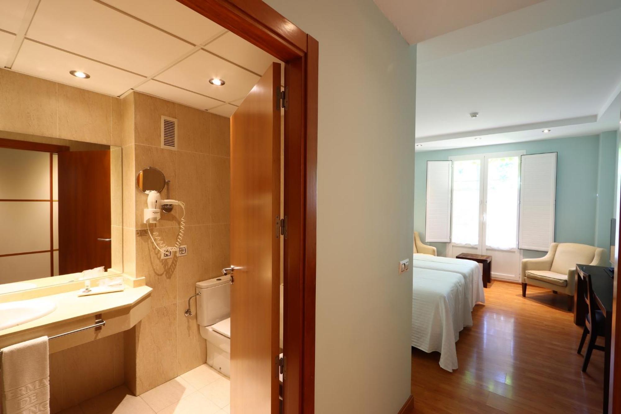 Gran Hotel Aqualange - Balneario De ألانجي الغرفة الصورة